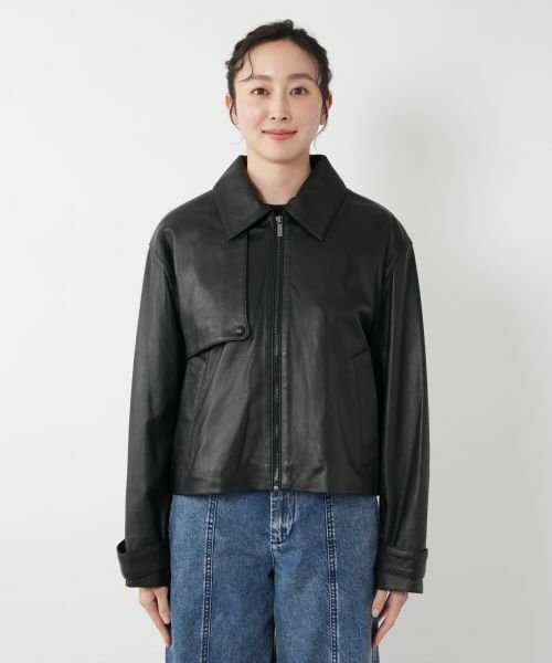 美品　イタリア製　ANNARITA N　ショート丈　レザージャケット yp-00145-.jpg