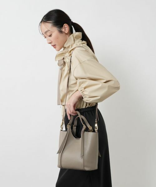 VIOLAd'ORO ブラックレザー ハンドバッグ VIOLAd'ORO ヴィオラドーロ ハンド ショルダー バッグ レザー
