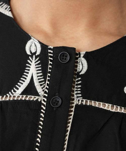 NEMIKA / ネミカ シャツ・ブラウス | フラワー刺繍チュニックブラウス【DEVOTION TWINS】 | 詳細11