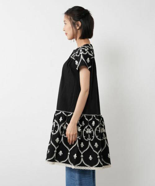NEMIKA / ネミカ シャツ・ブラウス | フラワー刺繍チュニックブラウス【DEVOTION TWINS】 | 詳細5