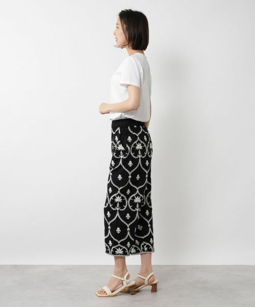 NEMIKA / ネミカ その他パンツ | フラワー刺繍クロップドパンツ【DEVOTION TWINS】 | 詳細2