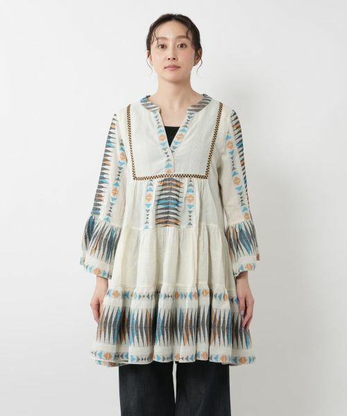 NEMIKA / ネミカ シャツ・ブラウス | 幾何学柄フレアスリーブチュニック【DEVOTION TWINS】 | 詳細4