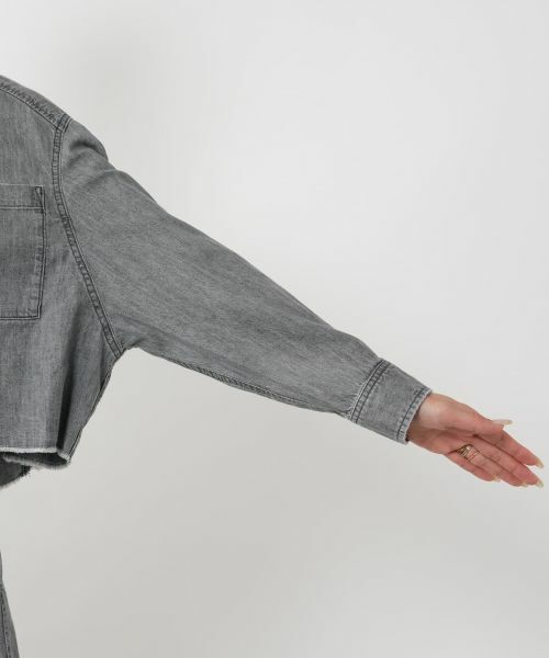 NEMIKA / ネミカ シャツ・ブラウス | クロップドデニムシャツ【UPPER HIGHTS】 | 詳細12