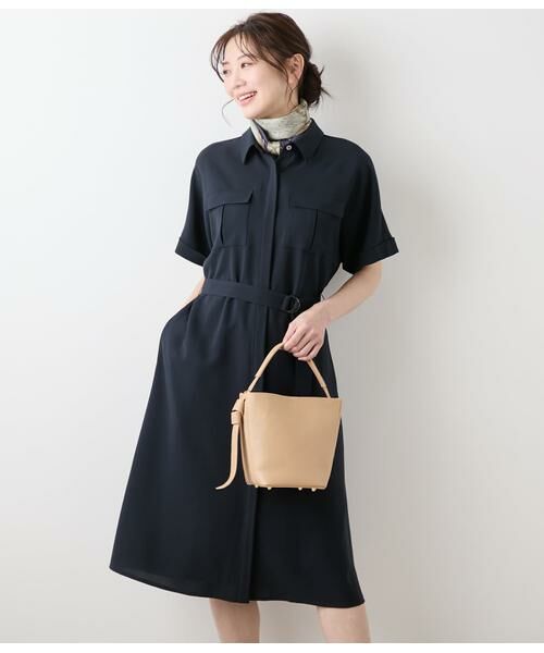 明日で出品停止！ お値下げReneひざ丈ワンピース ネイビー チェック38美品 Rene ルネ ベーシック basic レース襟 ワンピース ひざ丈 ミディ