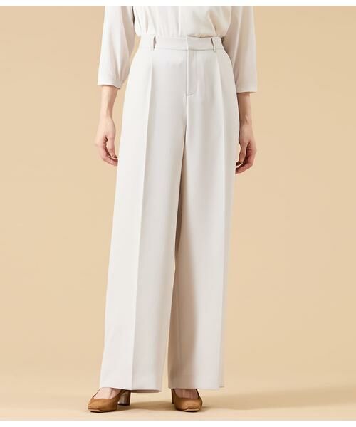 NEWYORKER / ニューヨーカー その他パンツ | シルキークロス 1タックワイドパンツ（ベージュ） | 詳細1