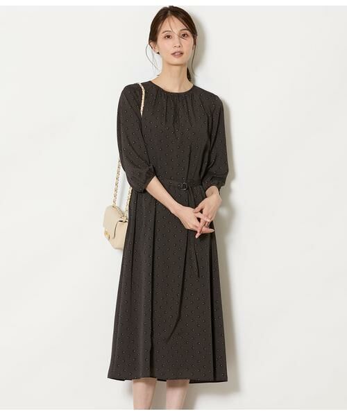 NEWYORKER / ニューヨーカー ミニ丈・ひざ丈ワンピース | ダイヤドットプリント ベルト付きギャザーワンピース（ブラック）