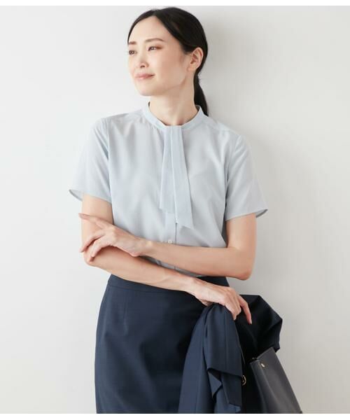 NEWYORKER L-SIZE/ニューヨーカー エルサイズ ミニドットデシン 2WAYボウタイ半袖ブラウス サックス L13号 NEWYORKER L-SIZE/ニューヨーカー エルサイズ ミニドットデシン 2WAYボウタイ半袖ブラウス サックス L13号