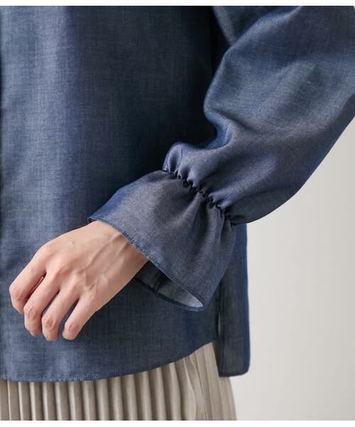 NEWYORKER L-SIZE / ニューヨーカー エルサイズ シャツ・ブラウス | ダンガリーツイル ギャザーフリルブラウス | 詳細3