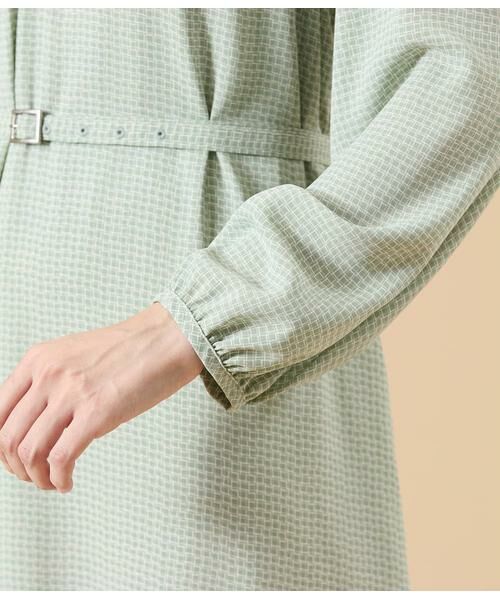 NEWYORKER L-SIZE / ニューヨーカー エルサイズ ミニ丈・ひざ丈ワンピース | ジオメトリックプリント スタンドギャザーワンピース | 詳細4