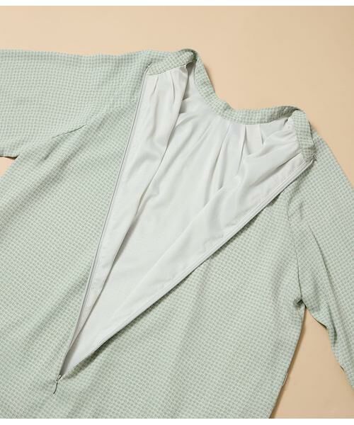 NEWYORKER L-SIZE / ニューヨーカー エルサイズ ミニ丈・ひざ丈ワンピース | ジオメトリックプリント スタンドギャザーワンピース | 詳細7