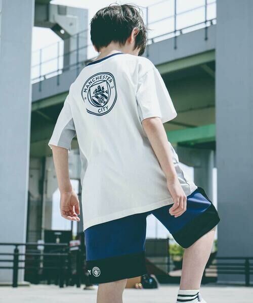 nexchic / ネクシック Tシャツ | 【Manchester City(マンチェスターシティ)コレクション】天竺バックロゴ半袖Tシャツ(110~150cm) | 詳細2