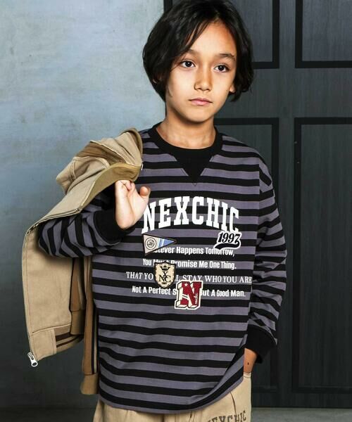nexchic / ネクシック Tシャツ | ボーダーワッペン付きTシャツ(110~150cm)（ブラック系）