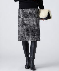 ループプラッド タイトスカート