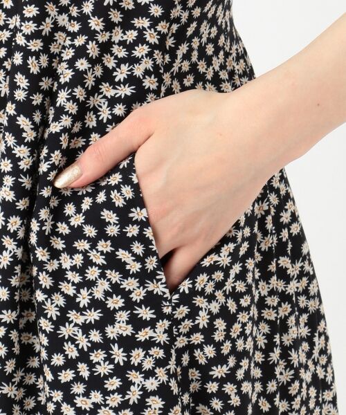 春バーゲン 美品 23区 洗える ワンピース 上品 フラワープリントワンピース Expectation