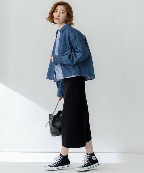 23区 / ニジュウサンク シャツ・ブラウス | 【Oggi3月号掲載/洗える】ライトダンガリー クロップド ボリュームスリーブ シャツ | 詳細13