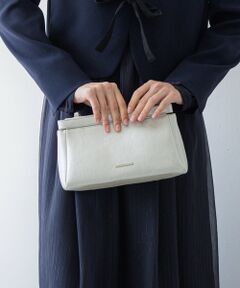 23区バケツ型かごバッグ ベージュ✖️白 Chloé バケツ型かごバッグ ベージュ - メルカリ