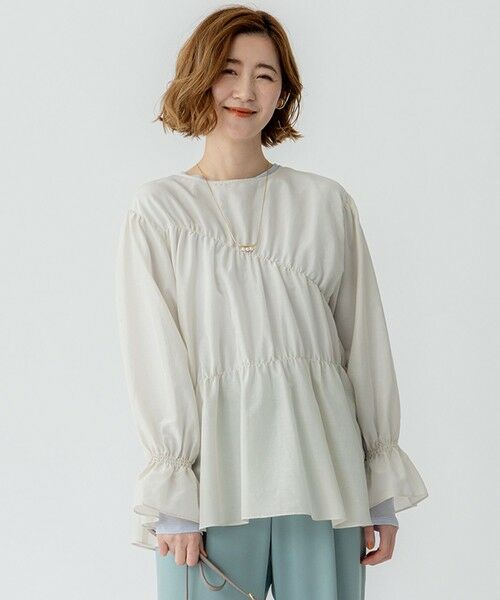 23区/ニジュウサンク 【洗える】シアーコットンシルク シャーリング デザイン ブラウス ベージュ系 38 23区/ニジュウサンク 【洗える】シアーコットンシルク シャーリング デザイン ブラウス ベージュ系 38
