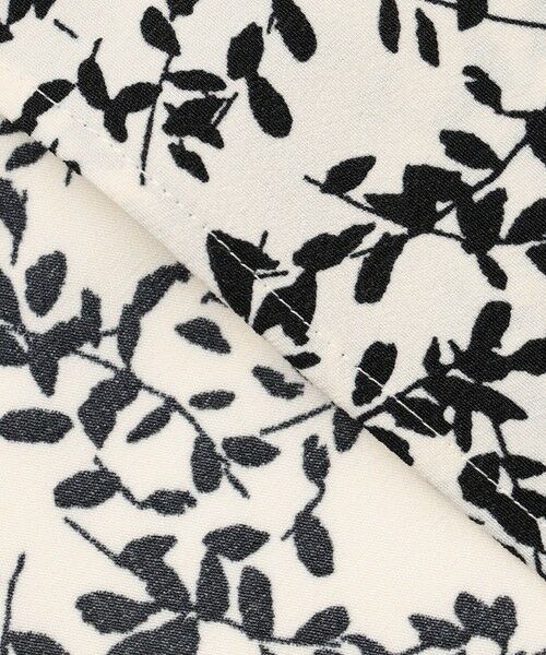 23区 / ニジュウサンク ロング・マキシ丈ワンピース | 【洗える】シャドーリーフプリント ワンピース | 詳細9