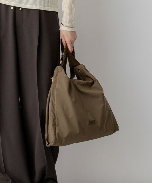 23区 / ニジュウサンク ショルダーバッグ | 【撥水加工/WEB&一部店舗限定カラーあり】ドロ−ストリング ショルダーバッグ(M)（カーキ系）