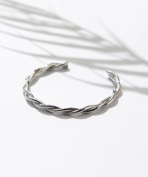 【残りわずか】 WEB限定】ツイスト バングル （ブレスレット・バングル）｜23区 アクセサリー