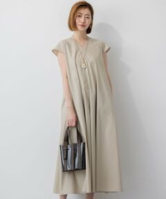 23区 / ニジュウサンク ロング・マキシ丈ワンピース | 【接触冷感/撥水加工/洗える】ストレッチブロード Vネックワンピース