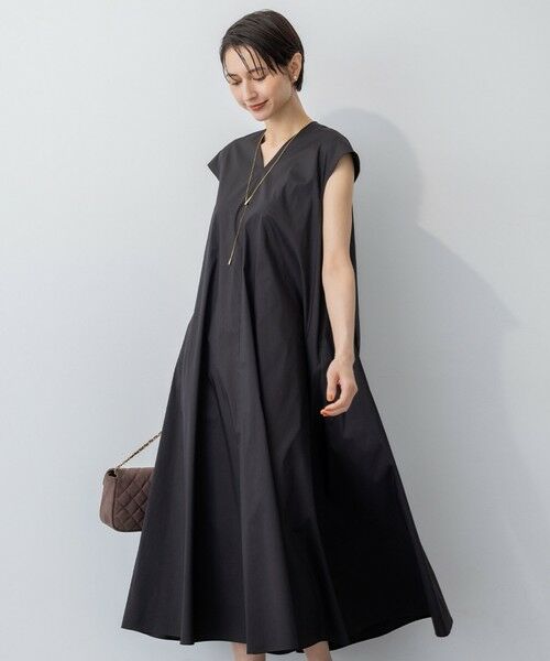 洗える　フォクシー　ストレッチワンピース　ノースリーブ　フレア　濃紺 FOXEY NEW YORK - 美品 FOXEY NEW YORK フォクシーニューヨーク