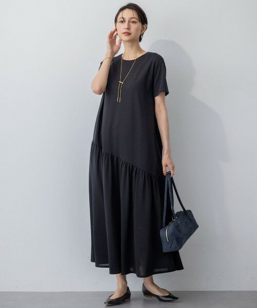 23区 / ニジュウサンク ロング・マキシ丈ワンピース | 【Oggi8月号掲載/接触冷感/洗える】ツイストコットンプレーティング ティアードワンピース | 詳細2