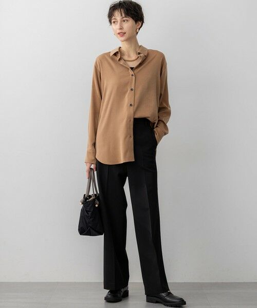 23区 / ニジュウサンク シャツ・ブラウス | 【見上愛さん着用/Oggi10月号掲載/洗える】スエーディーサテン シャツ | 詳細15