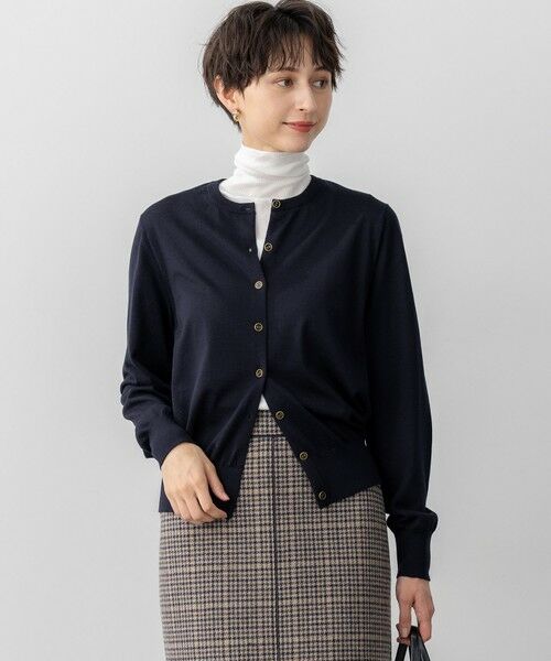 23区/ニジュウサンク 【洗える】サステナブルウール ベーシック カーディガン ネイビー系 40 23区/ニジュウサンク 【洗える】サステナブルウール ベーシック カーディガン ネイビー系 40