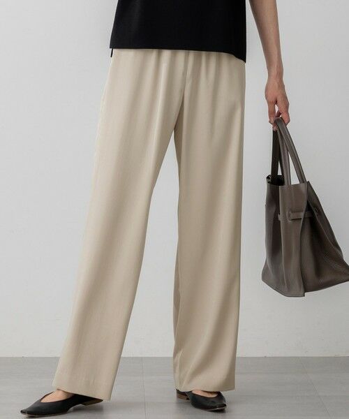 23区 / ニジュウサンク その他パンツ | 【見上愛さん着用/Oggi10月号掲載/洗える】スエーディーサテン ワイド パンツ(ベージュ系)