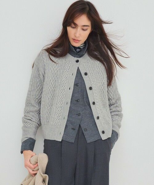 23区/ニジュウサンク 【洗える】カシミヤブレンド ケーブルニットカーディガン ライトグレー系 38 23区/ニジュウサンク 【洗える】カシミヤブレンド ケーブルニットカーディガン ライトグレー系 38