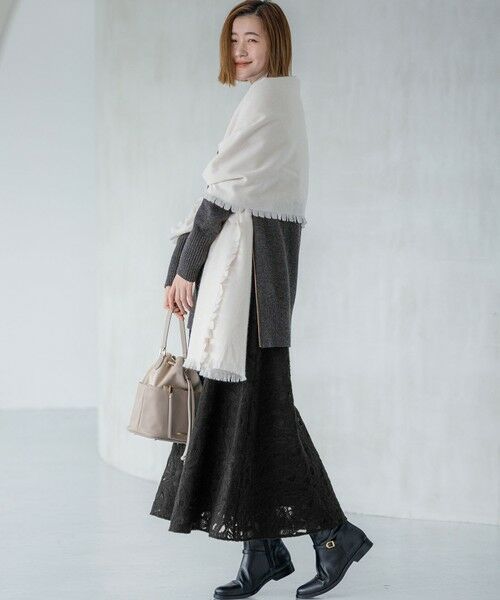 23区 / ニジュウサンク マフラー・ショール・スヌード・ストール | 【LEE掲載】ピュアカシミヤ フリンジ ストール | 詳細14