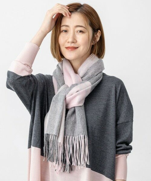 23区/ニジュウサンク カシミヤ チェック マフラー ピンク系 F 23区/ニジュウサンク カシミヤ チェック マフラー ピンク系 F
