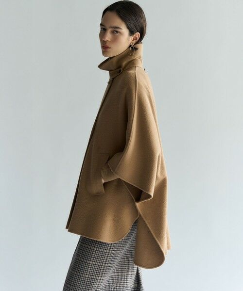 23区 / ニジュウサンク その他アウター | 【見上愛さん着用/Oggi12月号掲載】ウールライトリバー ポンチョシルエット コート | 詳細14
