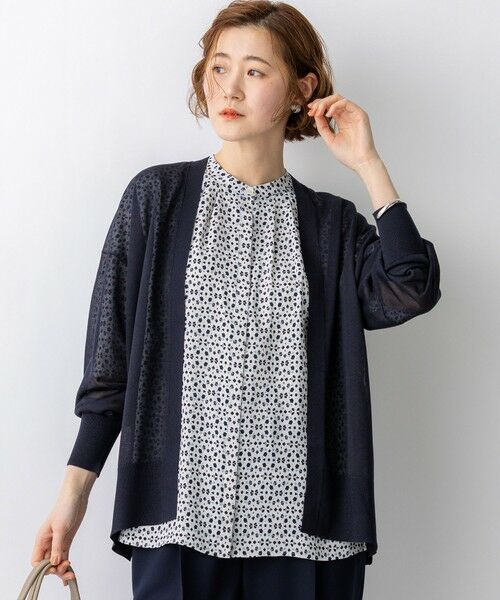 23区 / ニジュウサンク カーディガン・ボレロ | シャイニーシアー フロントオープン カーディガン（ネイビー系）