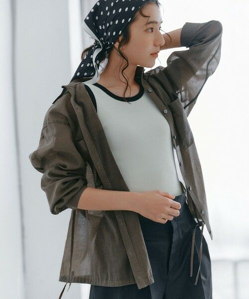 23区 / ニジュウサンク シャツ・ブラウス | 【見上愛さん着用】ナイロンコットンシアーボイル ドロストシャツ（ブラウン系）