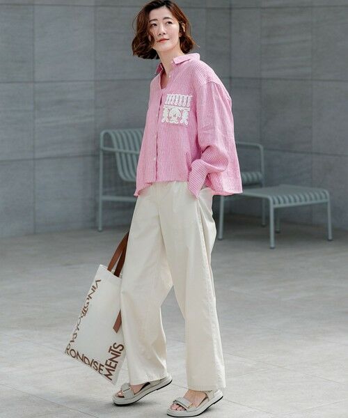 23区 / ニジュウサンク シャツ・ブラウス | LIBECOリネン ポケット刺繍 クロップドシャツ | 詳細10