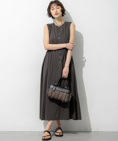 23区 / ニジュウサンク ロング・マキシ丈ワンピース | シルキーライトクロス フレアワンピース | 詳細17