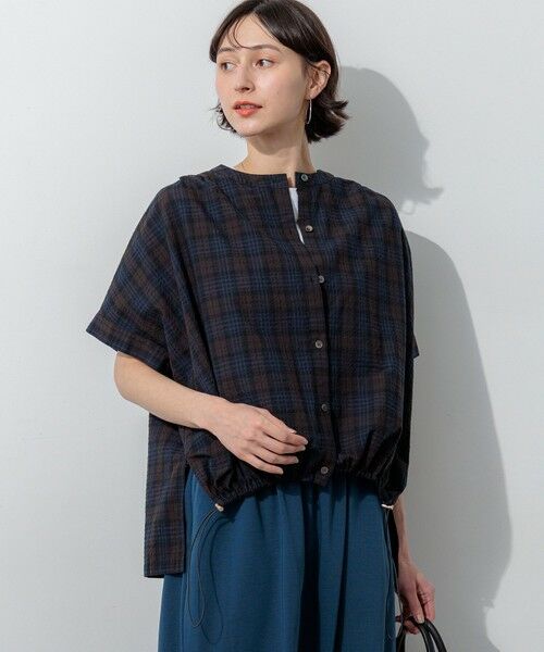 23区 / ニジュウサンク シャツ・ブラウス | T/Cサッカー ドロストブラウス（ネイビー系）