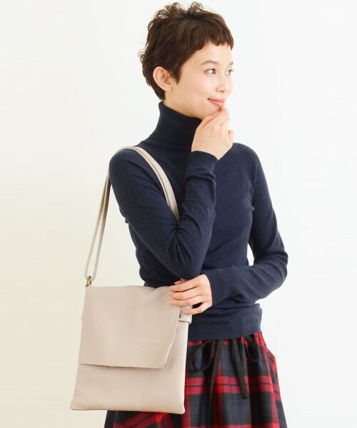 PELLETTERIA VENETA 定番BAG M （マフラー・ショール・スヌード