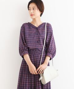 ハーフムーンショルダー