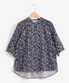 リバティプリントシャーリングブラウス