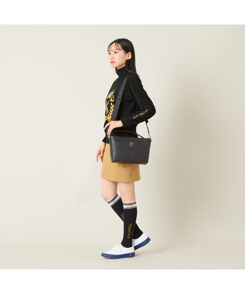 NS23 par Nissa Golf / エヌエス23・パー・ニッサゴルフ スポーツグッズ | 【本革使用】エンボス加工ショルダーバッグ大 | 詳細10