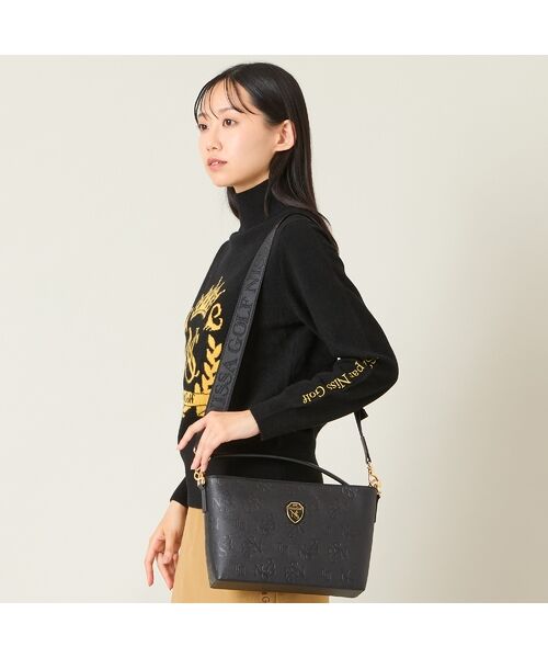 NS23 par Nissa Golf / エヌエス23・パー・ニッサゴルフ スポーツグッズ | 【本革使用】エンボス加工ショルダーバッグ大 | 詳細11