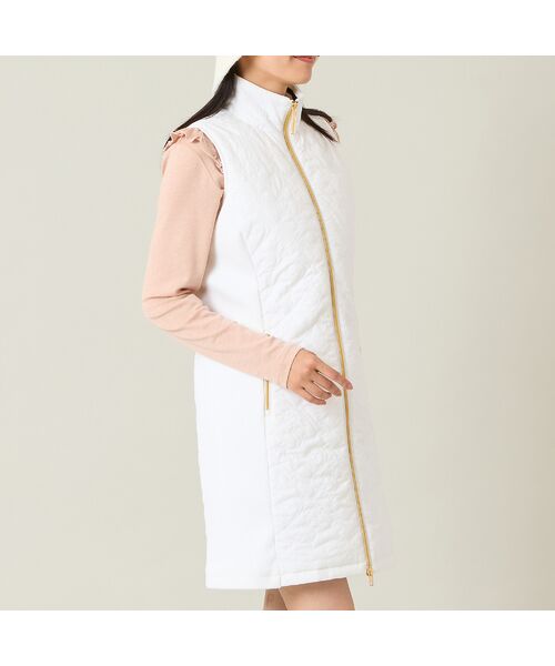 NS23 par Nissa Golf / エヌエス23・パー・ニッサゴルフ ミニ丈・ひざ丈ワンピース | 【レディース】ロゴキルティング中綿ジャンパードレス | 詳細2