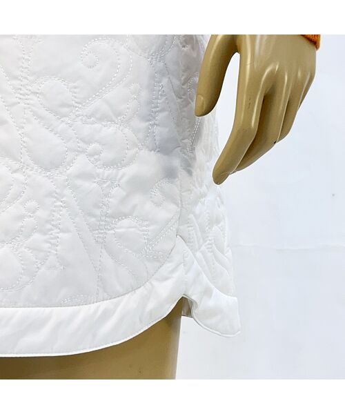 NS23 par Nissa Golf / エヌエス23・パー・ニッサゴルフ ミニ・ひざ丈スカート | 【レディース】ロゴキルティング中綿スカート | 詳細3