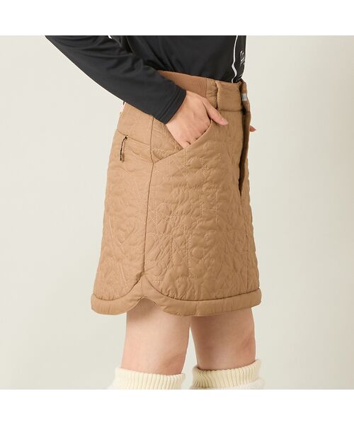 NS23 par Nissa Golf / エヌエス23・パー・ニッサゴルフ ミニ・ひざ丈スカート | 【レディース】ロゴキルティング中綿スカート | 詳細8