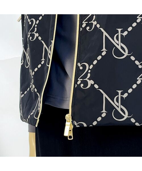 NS23 par Nissa Golf / エヌエス23・パー・ニッサゴルフ ベスト | 【メンズ】モノグラムプリント中綿ベスト | 詳細2