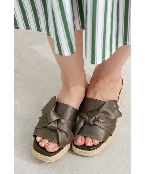 ＊＊N.Natural Beauty Basic / エヌ ナチュラルビューティーベーシック サンダル | ツイストリボンジュートサンダル（カーキ）