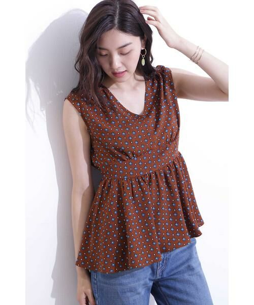 ＊＊N.Natural Beauty Basic / エヌ ナチュラルビューティーベーシック シャツ・ブラウス | ぺプラムノースリーブブラウス　総柄 | 詳細5